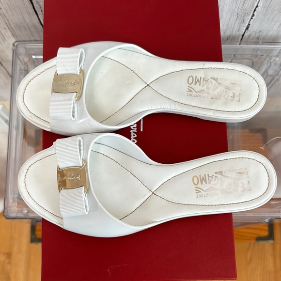 Salvatore Ferragamo slider sandal - Picture 2 of 10